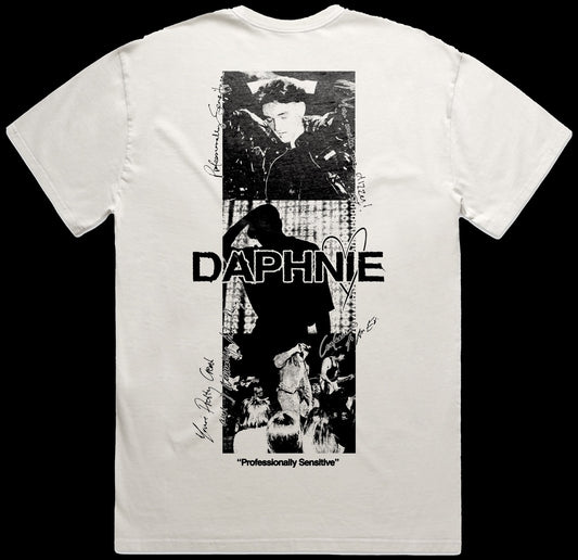 Daphnie - Graphic Tee